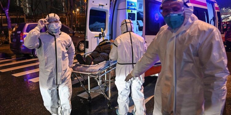 Энэтхэгийн 15 хүн тутмын нэг нь коронавирусын халдвар авчээ