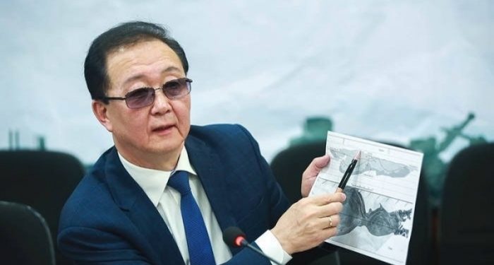 “Эрдэнэт үйлдвэр”-ийн захирал Хоохойн Бадамсүрэн Канадад сурдаг охиныхоо төлбөрт үйлдвэрээсээ 103 сая төгрөг шилжүүлжээ