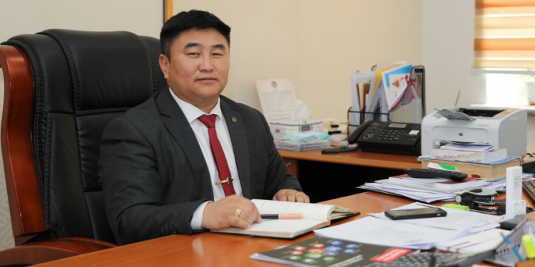 Эрдэнэтчүүд Ерөнхий сайд У.Хүрэлсүх С.Батжаргалыг батламжлахгүй байх гэж найдаж байна