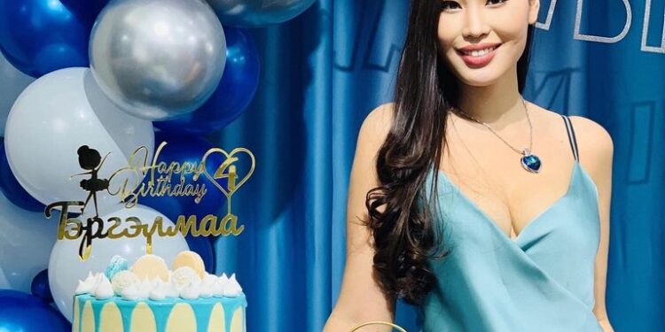 Мисс Т.Туяамаагийн охин 4 нас хүрлээ