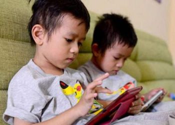 Гар утас хүүхдэд ямар хор нөлөөтэй вэ?