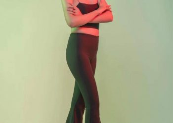 Монголын хамгийн өндөр модель эмэгтэй 191 см байна