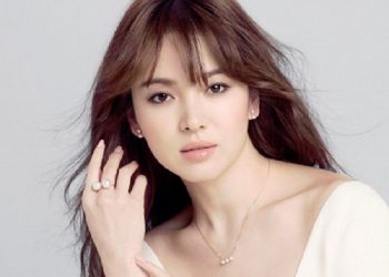 Солонгосын хөөрхөн хүүхэн Со Хе Гё 39 нас хүрлээ