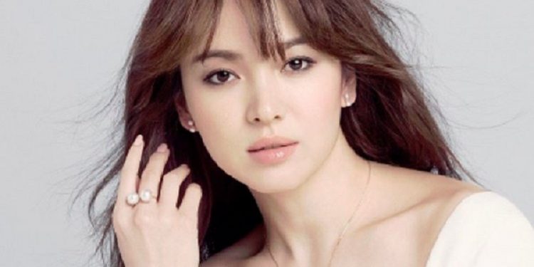 Солонгосын хөөрхөн хүүхэн Со Хе Гё 39 нас хүрлээ