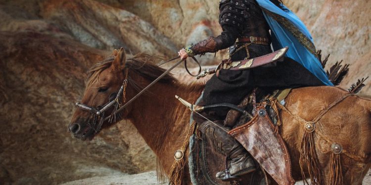 Хотулун гүнжийн дүрд жүжигчин М.Цэрэндолгор тоглож байна