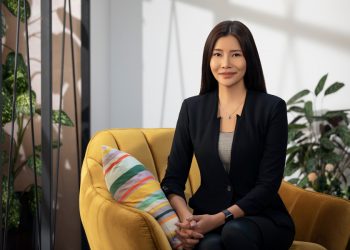 Ерөнхийлөгчийн охин Баттулгын Намууны нэг өдөртэй танилцаарай