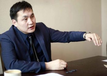 Ч.Отгочулуу: Мянгат малчин хүнсний талон бариад явж байна гэж байна