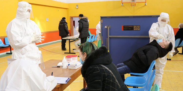 Автобус баазаас ПСР-ийн сорьцын тандалт, илрүүлгийн давтан шинжилгээ өгсөн 480 хүний хариу маргааш гарна