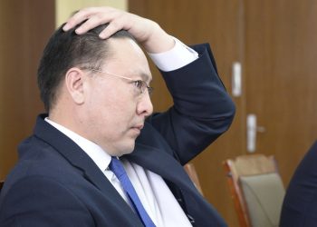 Ж.Батзандан: 30 жил Монголыг тонон дээрэмдсэн авлигын сүлжээг нураахын төлөө тэмцсэн