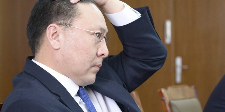 Ж.Батзандан: 30 жил Монголыг тонон дээрэмдсэн авлигын сүлжээг нураахын төлөө тэмцсэн