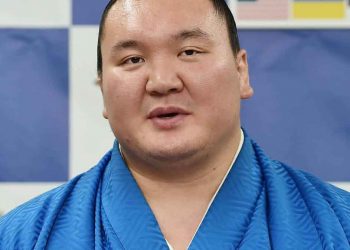 ХАКУХО М.ДАВААЖАРГАЛ: ЭЭЖДЭЭ НЭГ ҮНСҮҮЛЧИХМЭЭР Л БАЙНА, хоёр жил харьсангүй дээ