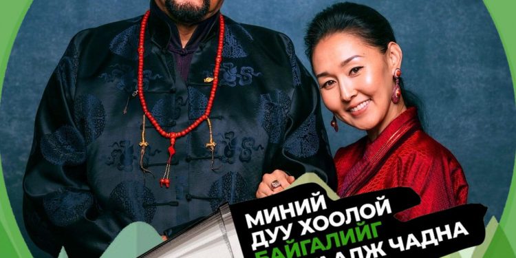 Стивен Сигалын эхнэр Б.Эрдэнэтуяа: Ханиасаа салаагүй, хүү бид хоёр хорионоос болоод буцаж чадахгүй байна