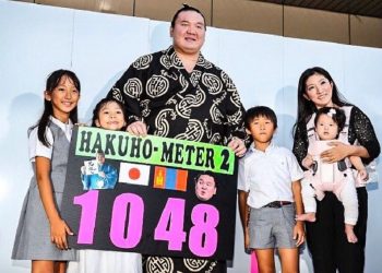 Саяако: Миний анхны хайр Хакухо, “Өвгөн эмгэн болтлоо хамтдаа амьдаръя” гэсэн