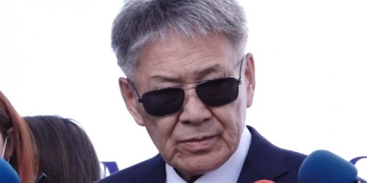 “МАК”-ийн Нямтайшир, Ломбын Эрхэмбаяраас 5000 хонь, 1000 үхэр авчээ