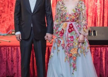 Н.Цэлмүүний өмссөн 35 сая төгрөгийн үнэтэй даашинзыг хувцсыг галзуу баян азиуд захиалдаг