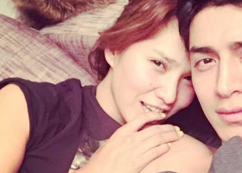 Д.Төрмөнхийн “гадаад” хүү Ю.Балжидмаатай үерхэж, А.Гэрэлцэцэгтэй амьдарч байв