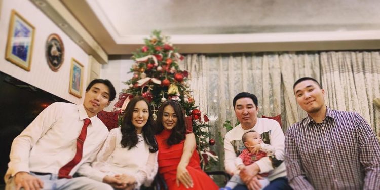 МУГЖ Т.Ариунаагийн халуун ам бүл