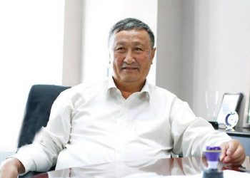 ХААБ-ийн захирал Х.Баатар халуун зунаар ажилтнуудаа сайн ажилласан гэж шагнажээ