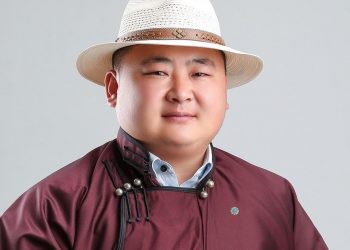 “Овжин” Отгонбаатар УИХ-ын гишүүн Ш.Адьшаагийн зөвлөх болно