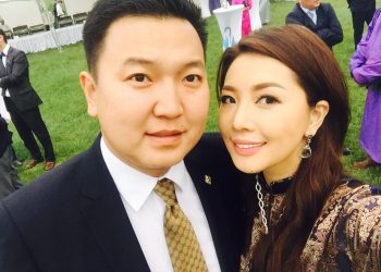 БНСУ-аас онгоц захиалан ирүүлж өнөөдөр Н.Учрал гишүүн Солонгос явлаа