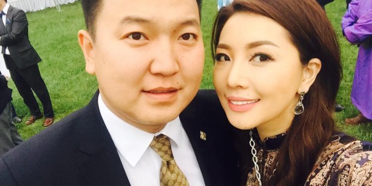 БНСУ-аас онгоц захиалан ирүүлж өнөөдөр Н.Учрал гишүүн Солонгос явлаа