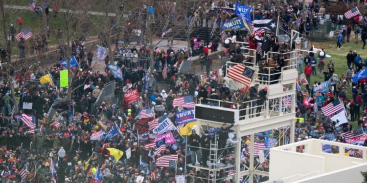 Амиа алдсан ахмад дайчин эмэгтэй “Үзүүлээд өгнөө, биднийг юу ч зогсоохгүй” гэжээ