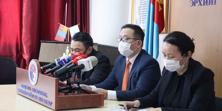 Б.Бат-Эрдэнэ: 2018-2020 онд 47 алба хаагч, давхардсан тоогоор 89 удаа нийтдээ 3,830,000 төгрөгийн хонжвор хожсон