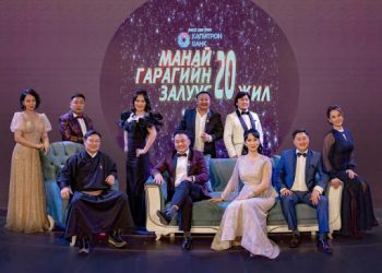 Зохиолын дуучид орон нутагт театрын дарга болж байна