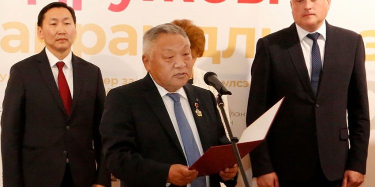 Р.РАШ: “БОГДХАН” ТӨМӨР ЗАМЫГ БАРИХАД ЗАХ ЗЭЭЛИЙН СУДАЛГАА МАШ ЧУХАЛ
