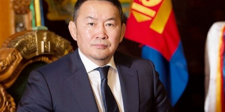 Ерөнхийлөгч Х.Баттулга МАН-ыг тараах тухай захирамж гаргаж Дээд шүүхэд хүргүүлжээ