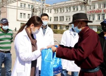 БАЯНХОНГОР: НЭГДСЭН ЭМНЭЛГИЙН АЛСЫН ДУУДЛАГЫН ҮЙЛЧИЛГЭЭНД ЛАНД-200 МАШИН ОЛГОВ