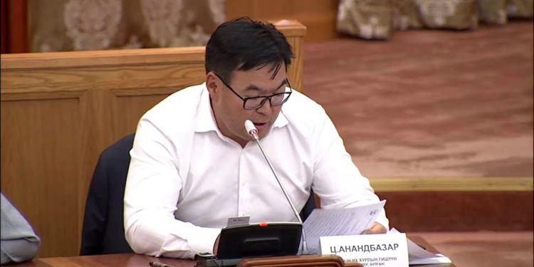 МАН-ын Хяналтын хорооны хурлаар Ц.Анандбазарыг авч хэлэлцэнэ