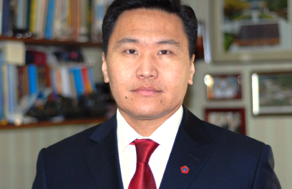 Т.Аюурсайхан: Намын албан тушаал аваад намын нэрээр хөлжсөн ч намдаа тус нэмэр болохгүй зугтаасан хүмүүсээс болж бид ялагдсан