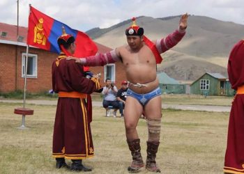 МОНГОЛ УЛСЫН ХАРЦАГА Д.БАТБОЛД: Магадгүй би түрүүлээд Ө.Даваабаатар үзүүрлэсэн бол Ө.Даваабаатар бууж бөгөөд Д.Батболд түрүүллээ гэсэн хэл ам гарахыг үгүйсгэхгүй