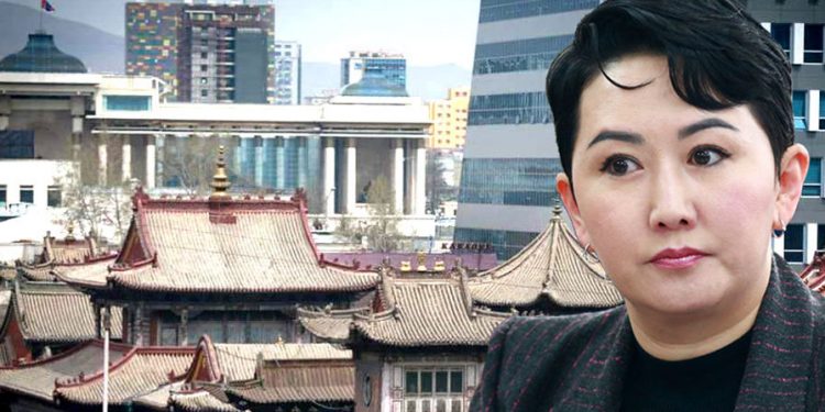 Гадаад харилцааны сайд газраа “наймаалах”-аар Орос руу нисэв үү