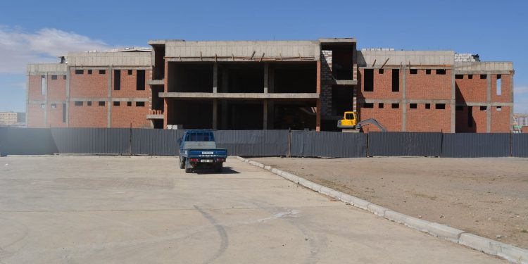 Дорнод аймагт 9,9 тэрбум, Баянхонгорт 8,7 тэрбумаар усан бассейн барина