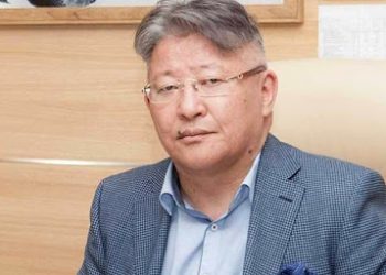 С.ДЭМБЭРЭЛ: Билл Гейтс 100 хүрэхгүй насална гэдгээ мэдээд сан байгуулаад мөнгийг буяны байгууллагад харамгүй хандивлаж байна