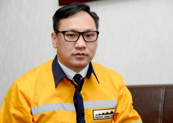 “Эрдэнэс тавантолгой” компани ээлжит тансаглал болж, 10 сая төгрөгөөр энгэрийн тэмдэг захиалжээ