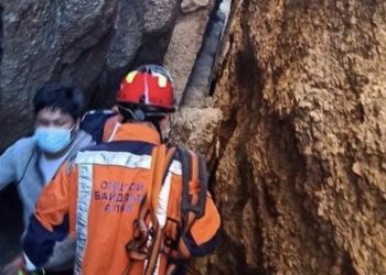 ХАДАНД ХАВЧУУЛАГДСАН ИРГЭНИЙГ АВАРЧЭЭ