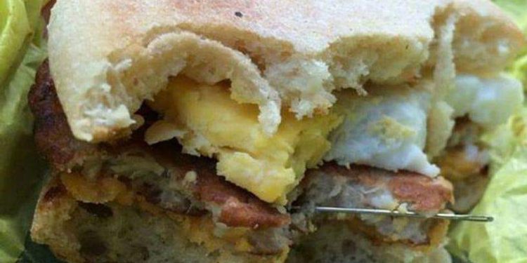 Нөхрийнхөө хоолонд зүү хугалж хийсэн эмэгтэйд 8 жилийн ял оноожээ