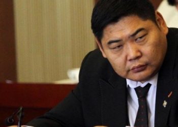 Кёкүшюзан “Ланд 200 өгье” гэж хар ууттай мөнгөө буцааж авсан гэлээ