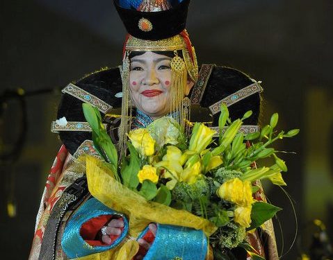 “ОРИФЛЕЙМ”-ИЙН ОЮУНГЭРЭЛ АЛТАН ОРОЙТОЙ, ЕСӨН ЭРДЭНЭЭР ЧИМЭГЛЭСЭН ДЭЭЛЭЭ 45 САЯ ТӨГРӨГӨӨР ХИЙЛГЭЖЭЭ