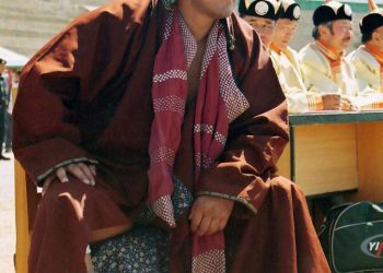 ДАЯН АВАРГА А.СҮХБАТ: БАЯСАА БИД 2 НООМОЙ БИШ, ААГТАЙ, ААШТАЙ, АМЬДРАЛЫГ БОДИТООР НЬ ХАРАХЫГ ХҮСДЭГ ХҮМҮҮС