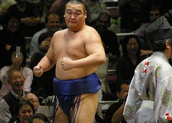 Такамисакари Сейкэн: Олны танил байна гэдэг сайхан ч хүч тамиргүй бол сумод эзлэх орон зайгүй