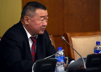 Баян-Өлгий аймагт Х.Баделхан, А.Тлейхан хоёр “корона” авч очлоо