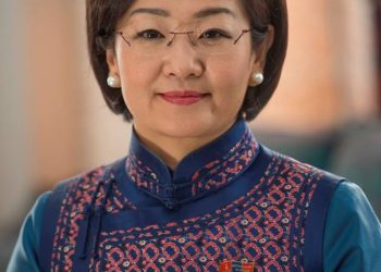 Сингапур гэх ядуу загасчны тосгон богино хугацаанд дэлхийн том эдийн засагтай орон болж хөгжсөний нууц нь засаглалын сайн тогтолцоо