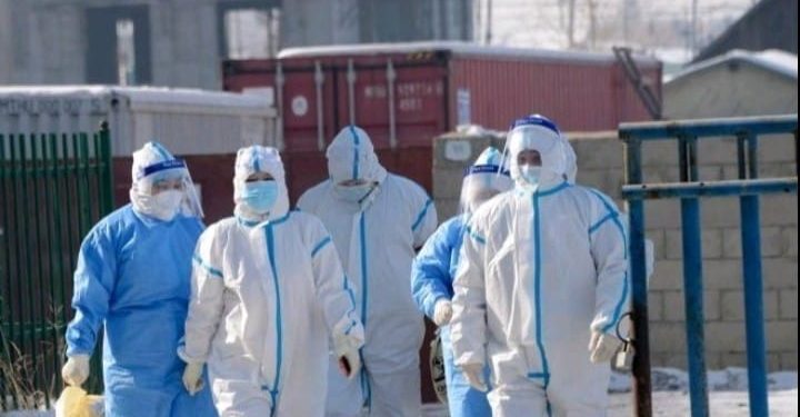 Эмнэлгийн ажилтнууд дор мөргөм үү