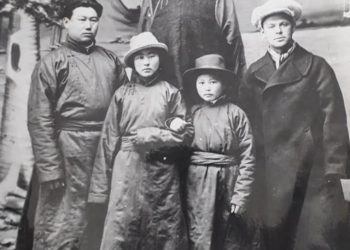 Өндөр Гонгорыг Богд хаан Сангийн даамлаар томилжээ