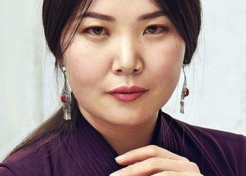 С.Жавхлангийн үзэсгэлэнт гэргийн хөрөг