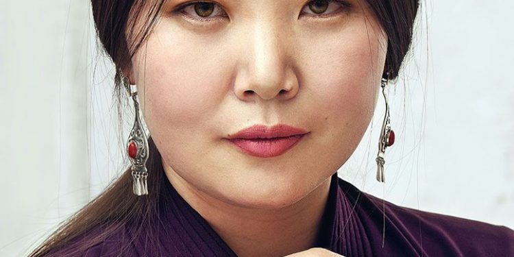 С.Жавхлангийн үзэсгэлэнт гэргийн хөрөг